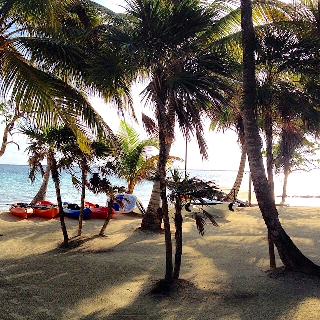 belize all inclusive island resort for couples