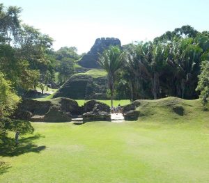 Archaeologists find new tomb discovered at Xunantunich Mayan Ruin Belize 