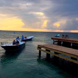 Romantic sunset cruise in Belize 